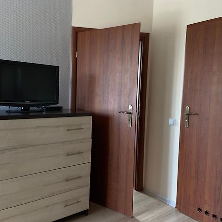 Sztutowo Lazurowy Dwor - Apartamenty Oraz Pokoje Z Basenem I Parkingiem Exterior foto
