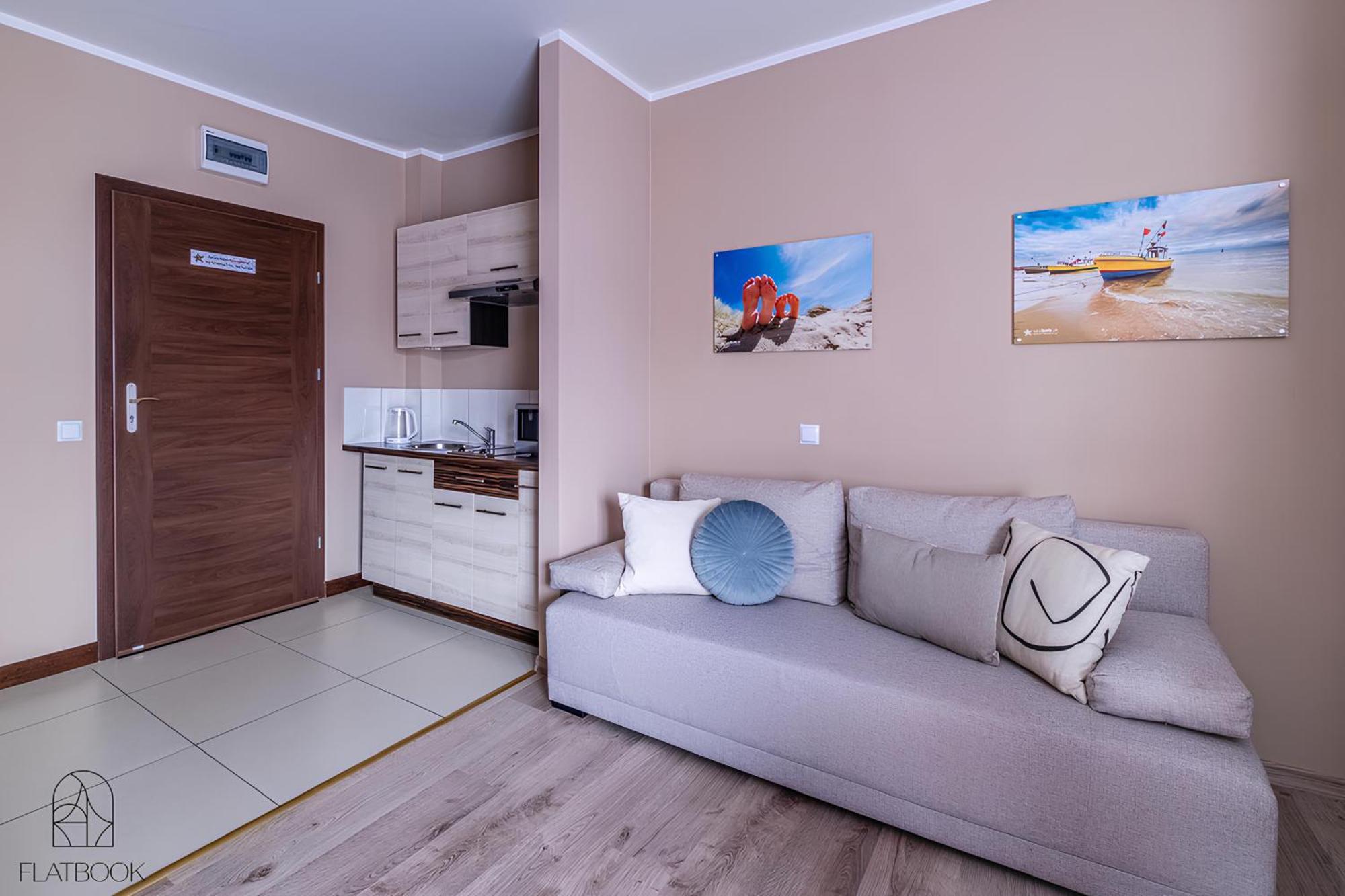 Sztutowo Lazurowy Dwor - Apartamenty Oraz Pokoje Z Basenem I Parkingiem Exterior foto