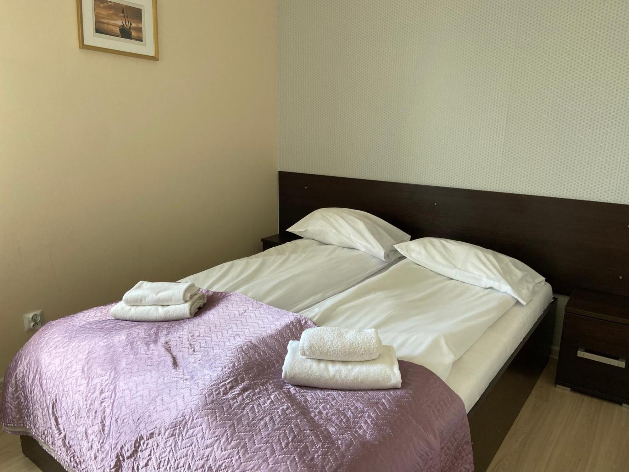Sztutowo Lazurowy Dwor - Apartamenty Oraz Pokoje Z Basenem I Parkingiem Exterior foto